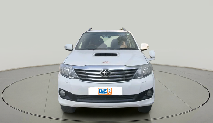 2014 Toyota Fortuner 3.0 4X2 MT, Diesel, Manual, 1,53,126 km, exterior