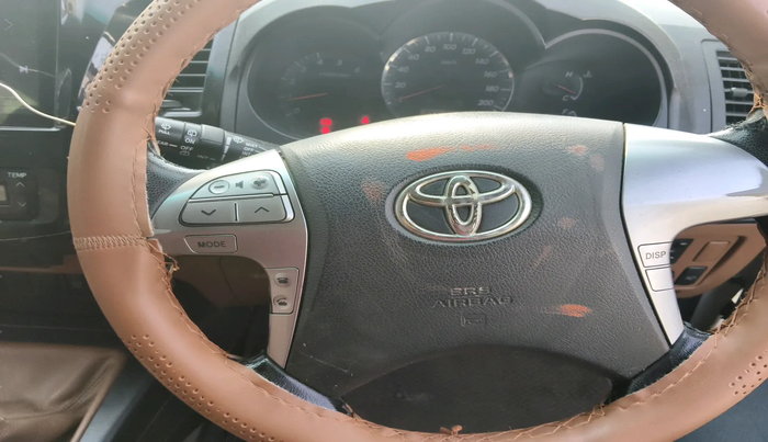 2014 Toyota Fortuner 3.0 4X2 MT, Diesel, Manual, 1,53,126 km, interior