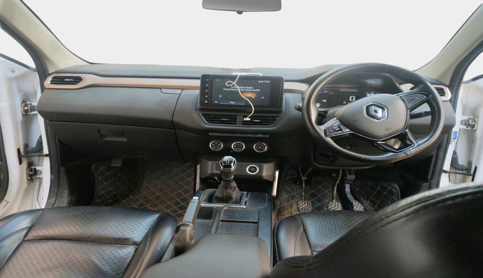 2023 Renault Kiger RXT (O) MT, Petrol, Manual, 23,770 km, interior