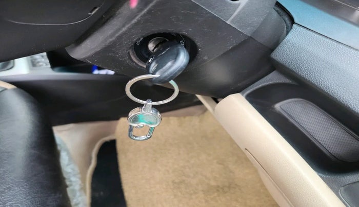 2014 Chevrolet Sail 1.3 LS ABS, Diesel, Manual, 55,979 km, interior