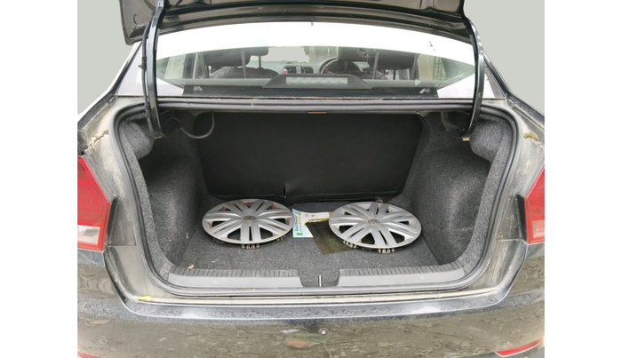 2019 Volkswagen Ameo TRENDLINE 1.0L, Petrol, Manual, 11,457 km, exterior