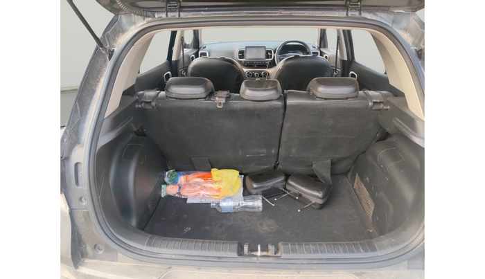 2024 Hyundai VENUE S 1.2, Petrol, Manual, 66,891 km, exterior