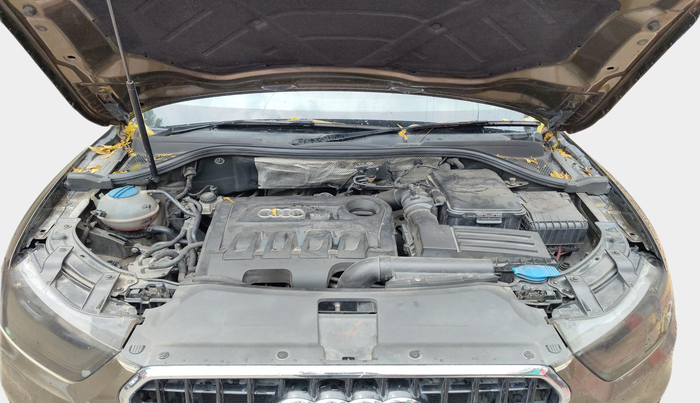 2013 Audi Q3 2.0 QUATTRO TDI AT, Diesel, Automatic, 1,17,737 km, exterior