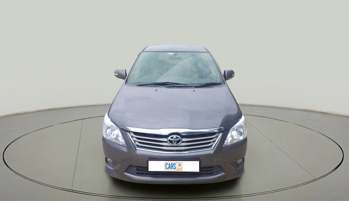 2013 Toyota Innova 2.5 VX 8 STR, Diesel, Manual, 1,22,747 km, exterior