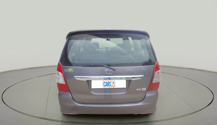 2013 Toyota Innova 2.5 VX 8 STR, Diesel, Manual, 1,22,747 km, exterior