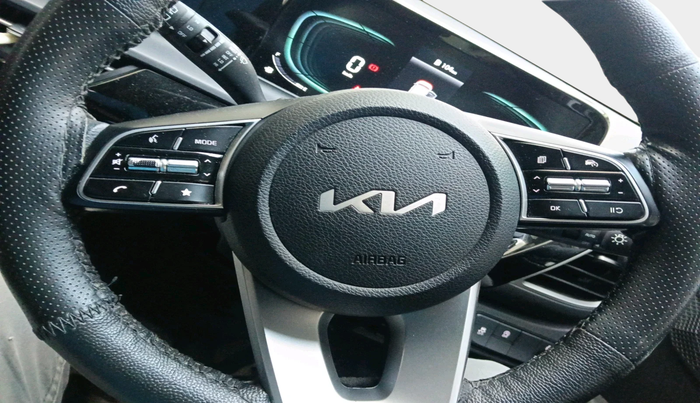 2023 KIA SELTOS  HTK PLUS 1.5 PETROL MT, Petrol, Manual, 17,082 km, interior