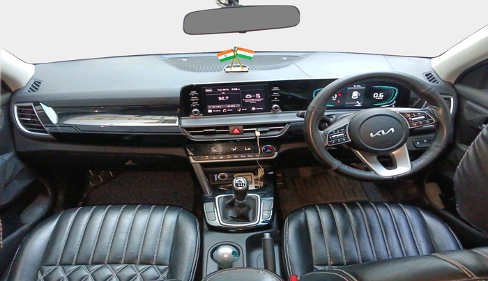 2023 KIA SELTOS  HTK PLUS 1.5 PETROL MT, Petrol, Manual, 17,082 km, interior