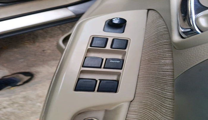 2012 Maruti Ertiga VXI, Petrol, Manual, 1,11,639 km, interior