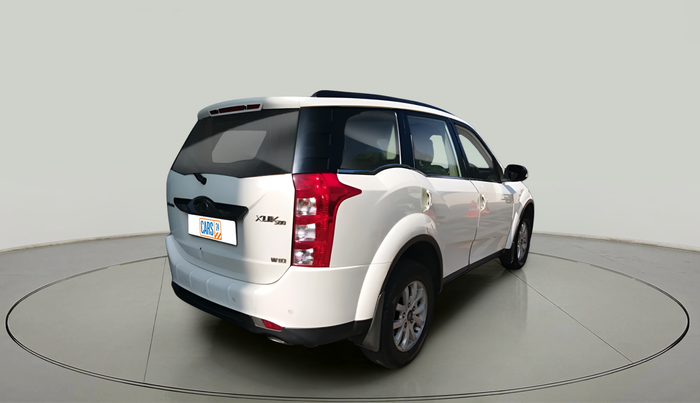 2015 Mahindra XUV500 W10, Diesel, Manual, 1,63,339 km, exterior