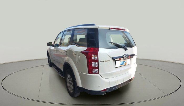 2015 Mahindra XUV500 W10, Diesel, Manual, 1,63,339 km, exterior