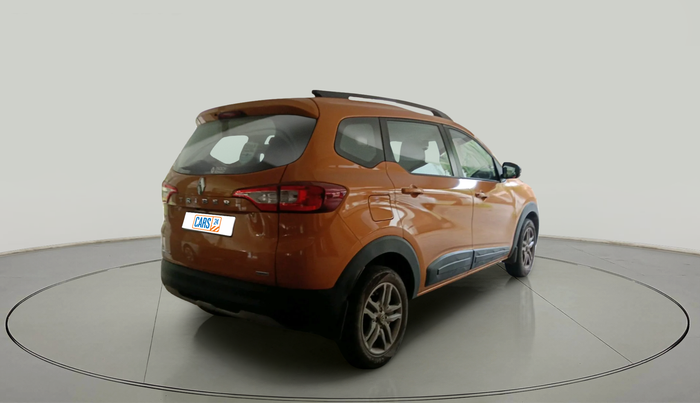 2022 Renault TRIBER RXZ, Petrol, Manual, 32,637 km, exterior
