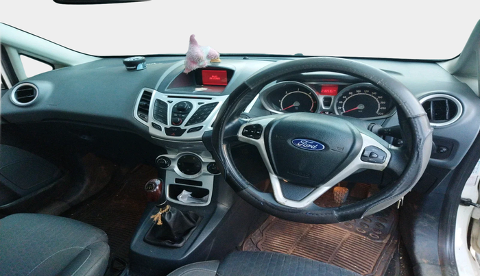 2012 Ford Fiesta TITANIUM DIESEL, Diesel, Manual, 2,16,416 km, interior