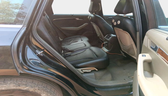 2012 Audi Q5 2.0 TDI QUATTRO, Diesel, Automatic, 1,08,125 km, interior