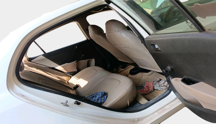 2015 Hyundai Xcent BASE 1.2, Petrol, Manual, 85,114 km, interior