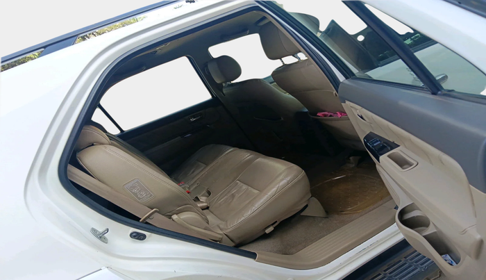 2012 Toyota Fortuner 3.0 4X2 AT, Diesel, Automatic, 2,47,799 km, interior