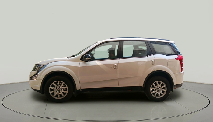 2016 Mahindra XUV500 W10, Diesel, Manual, 83,247 km, exterior