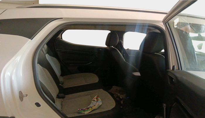 2022 Renault Kiger RXE MT, Petrol, Manual, 88,569 km, interior