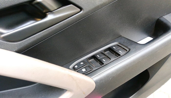 2018 Hyundai Creta E PLUS 1.6 PETROL, Petrol, Manual, 64,284 km, interior