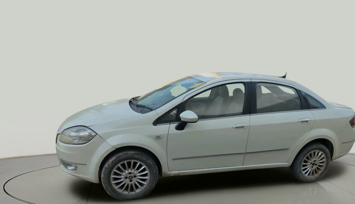 2013 Fiat Linea EMOTION 1.3, Diesel, Manual, 1,03,381 km, exterior