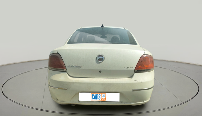 2013 Fiat Linea EMOTION 1.3, Diesel, Manual, 1,03,381 km, exterior