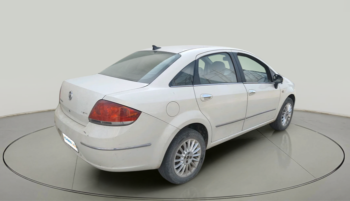 2013 Fiat Linea EMOTION 1.3, Diesel, Manual, 1,03,381 km, exterior