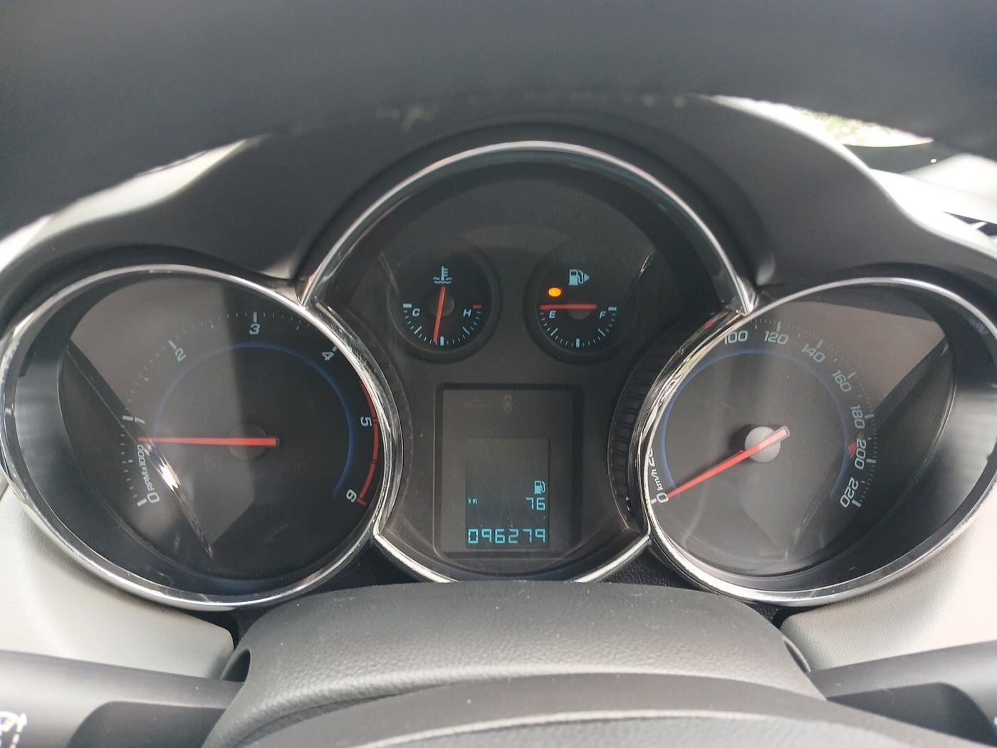 2015 Chevrolet Cruze LTZ, Diesel, Manual, 96,279 km, interior