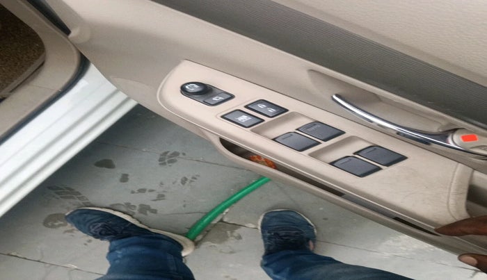 2024 Maruti Ertiga VXi (O), Petrol, Manual, 61,474 km, interior