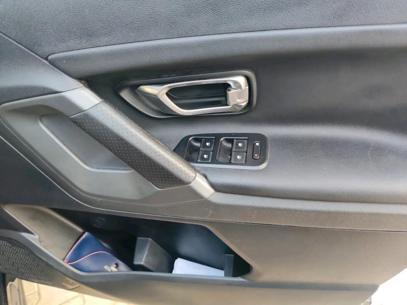 2021 Tata Harrier XZA PLUS 2.0L DARK EDITION, Diesel, Automatic, 98,000 km, interior