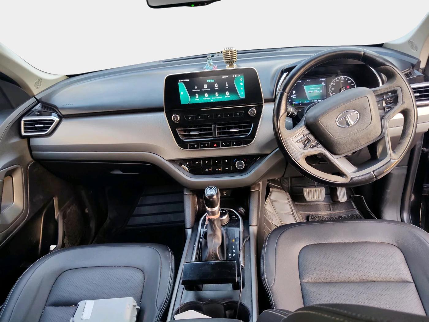 2021 Tata Harrier XZA PLUS 2.0L DARK EDITION, Diesel, Automatic, 98,000 km, interior