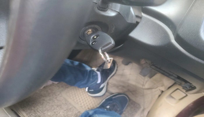 2015 Honda Amaze 1.2L I-VTEC S, Petrol, Manual, 95,013 km, interior