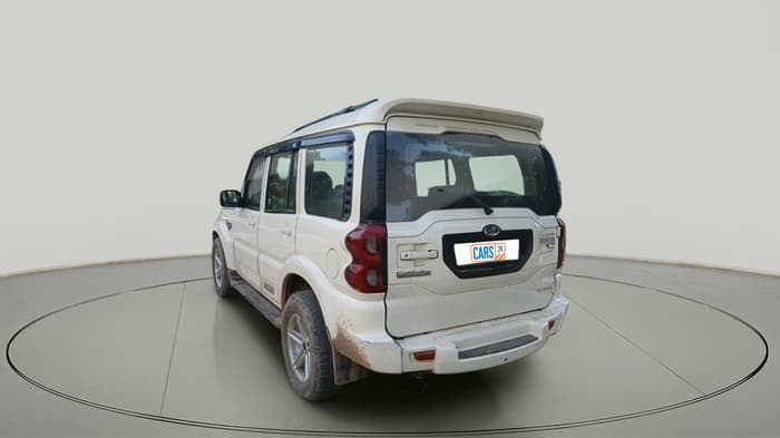 2016 Mahindra Scorpio S6 PLUS 1.99, Diesel, Manual, 1,33,218 km, exterior