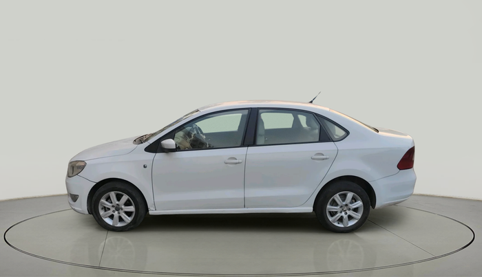 2014 Skoda Rapid ELEGANCE 1.6 TDI CR MT, Diesel, Manual, 2,15,229 km, exterior