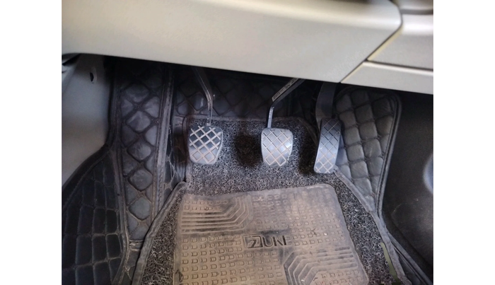 2024 Skoda SLAVIA AMBITION 1.0L TSI MT, Petrol, Manual, 7,885 km, interior