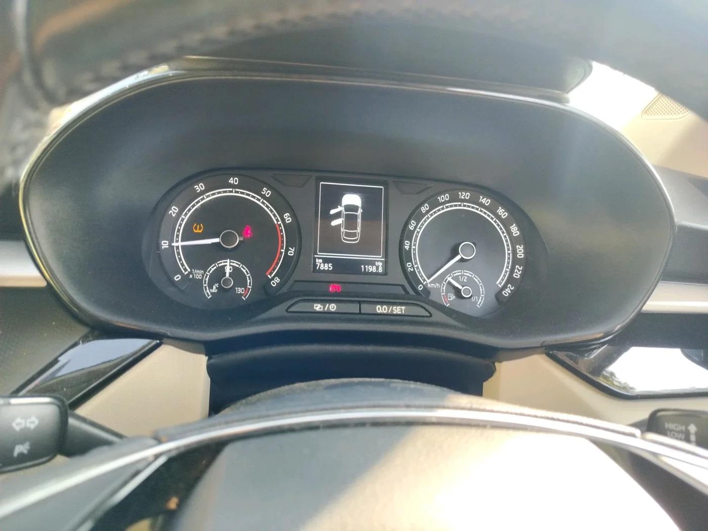 2024 Skoda SLAVIA AMBITION 1.0L TSI MT, Petrol, Manual, 11,50,000 km, interior