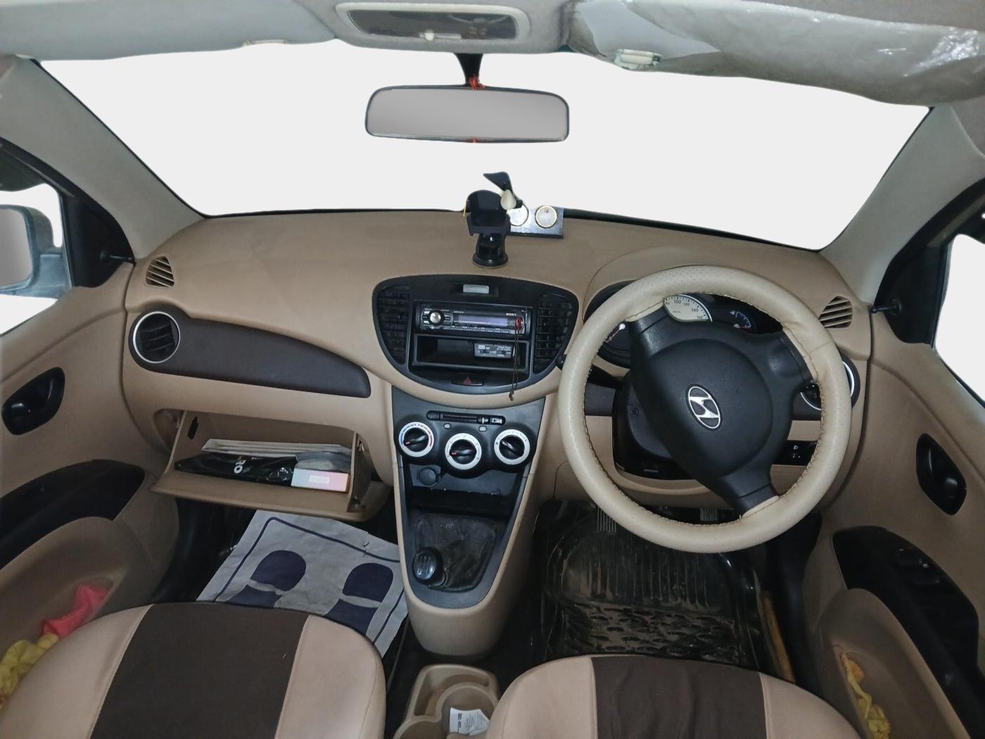 2010 Hyundai i10 MAGNA 1.2, Petrol, Manual, 42,725 km, interior