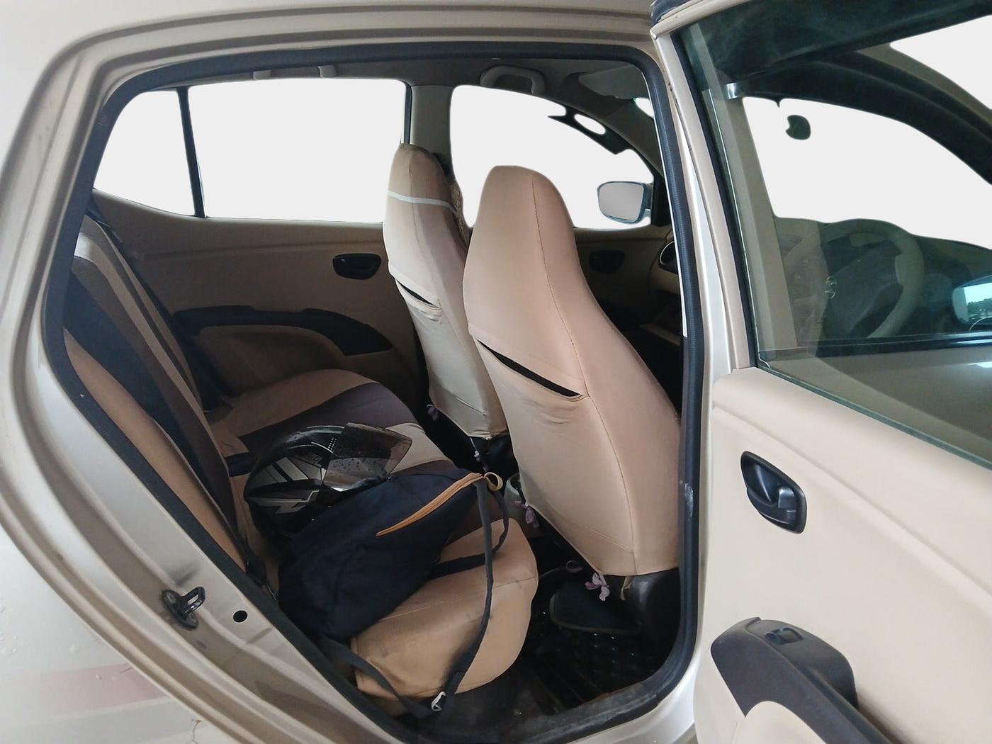 2010 Hyundai i10 MAGNA 1.2, Petrol, Manual, 42,725 km, interior