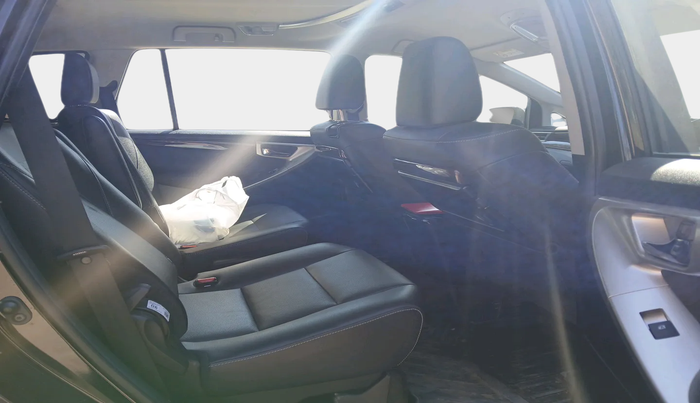 2024 Toyota Innova Crysta 2.4 ZX 7STR, Diesel, Manual, 14,060 km, interior