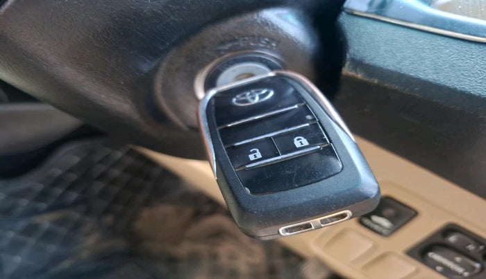 2014 Toyota Fortuner 3.0 4X2 MT, Diesel, Manual, 2,01,747 km, interior