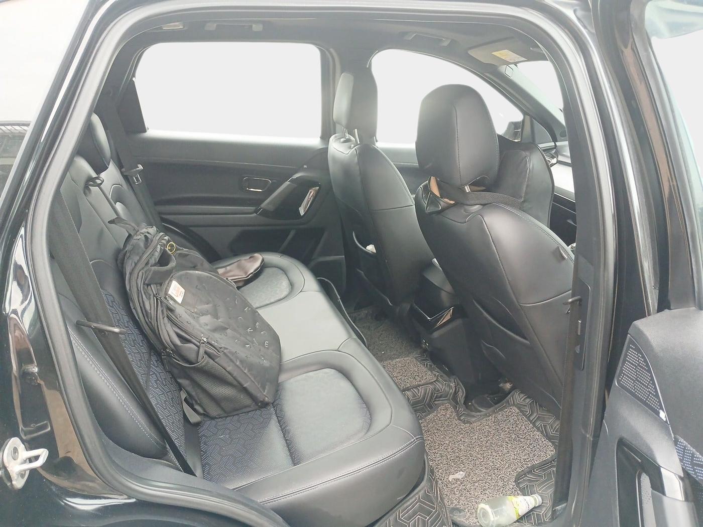 2022 Tata Harrier XZ PLUS 2.0L DARK EDITION, Diesel, Manual, 57,000 km, interior