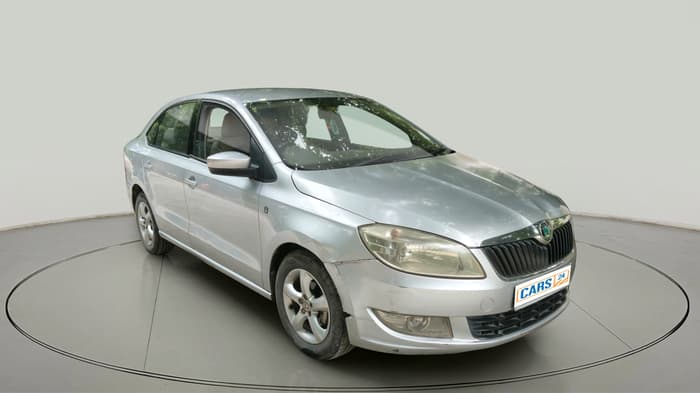 2012 Skoda Rapid ELEGANCE 1.6 TDI CR MT, Diesel, Manual, 2,03,341 km, exterior