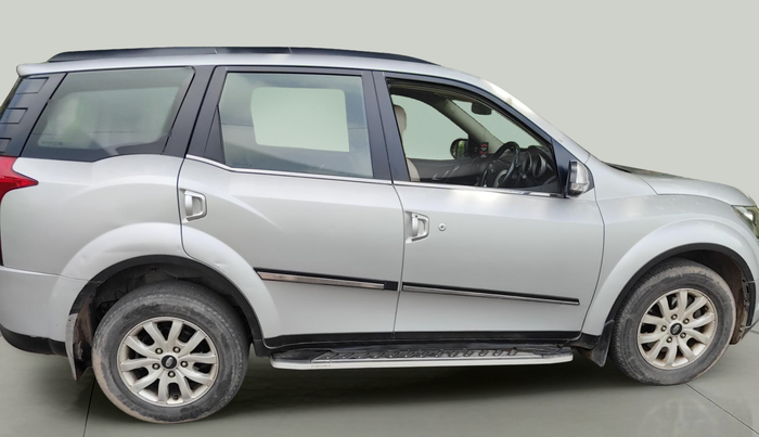 2016 Mahindra XUV500 W10, Diesel, Manual, 1,53,678 km, exterior