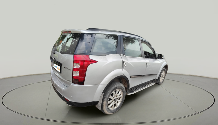 2016 Mahindra XUV500 W10, Diesel, Manual, 1,53,678 km, exterior