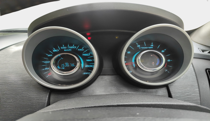 2016 Mahindra XUV500 W10, Diesel, Manual, 1,53,678 km, interior