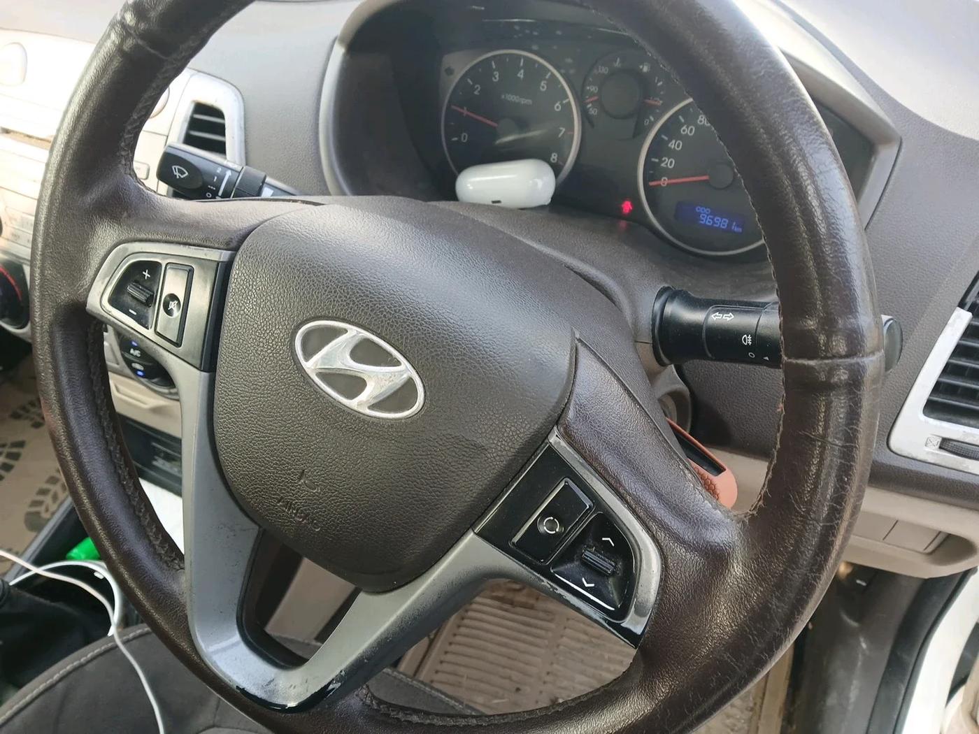 2011 Hyundai i20 SPORTZ 1.2, Petrol, Manual, 96,981 km, interior