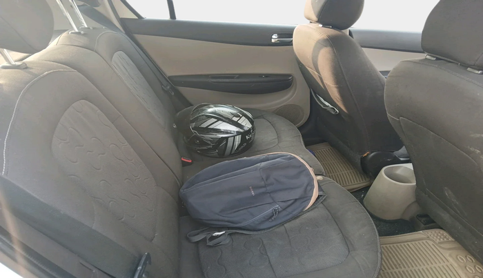 2011 Hyundai i20 SPORTZ 1.2, Petrol, Manual, 96,981 km, interior