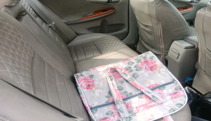 2011 Toyota Corolla Altis G CNG, Petrol, Manual, 1,63,093 km, interior