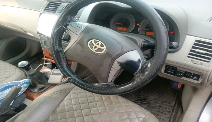 2011 Toyota Corolla Altis G CNG, Petrol, Manual, 1,63,093 km, interior