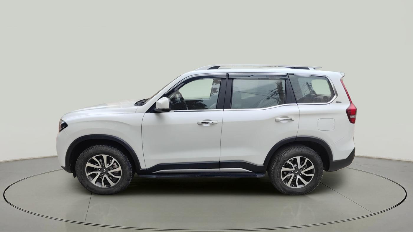 2023 Mahindra SCORPIO-N Z8 DIESEL AT 2WD 7 STR, Diesel, Automatic, 34,657 km, exterior