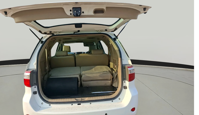 2011 Toyota Fortuner 3.0 4X4 MT, Diesel, Manual, 97,882 km, exterior