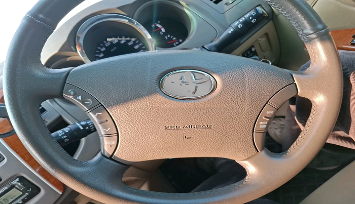 2011 Toyota Fortuner 3.0 4X4 MT, Diesel, Manual, 97,882 km, interior